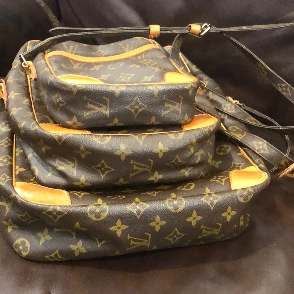 LOUIS VUITTON LV Danube Monogram Crossbody Messenger Bag PM / MM / GM Authentic
